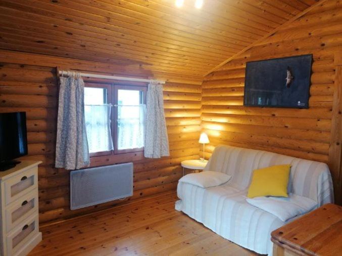 Camping Ecovillage Soleil Du Pibeste Agos-Vidalos Exterior photo
